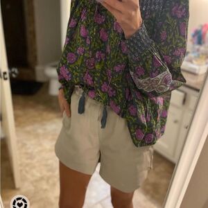 NWT Blank NYC Elastic Waist Ivory Faux Leather Short